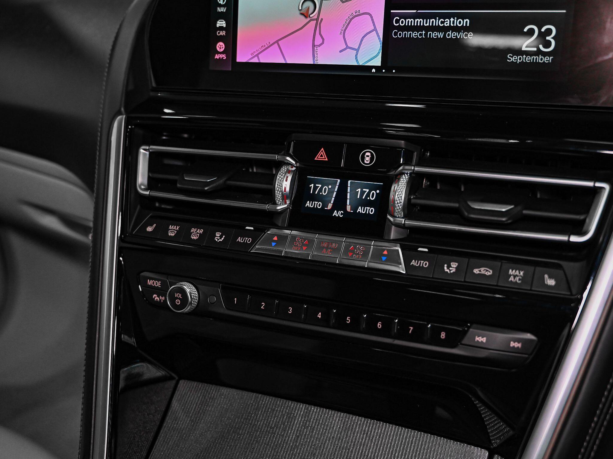 BMW 8 Series view 17
