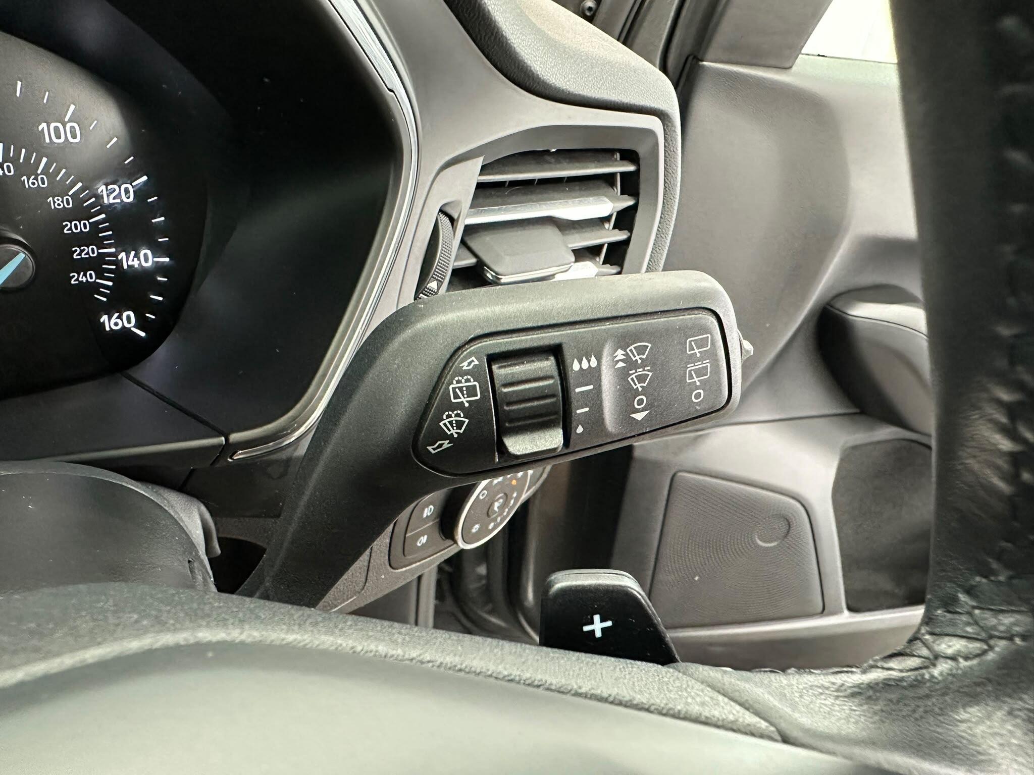 Ford Focus view 37