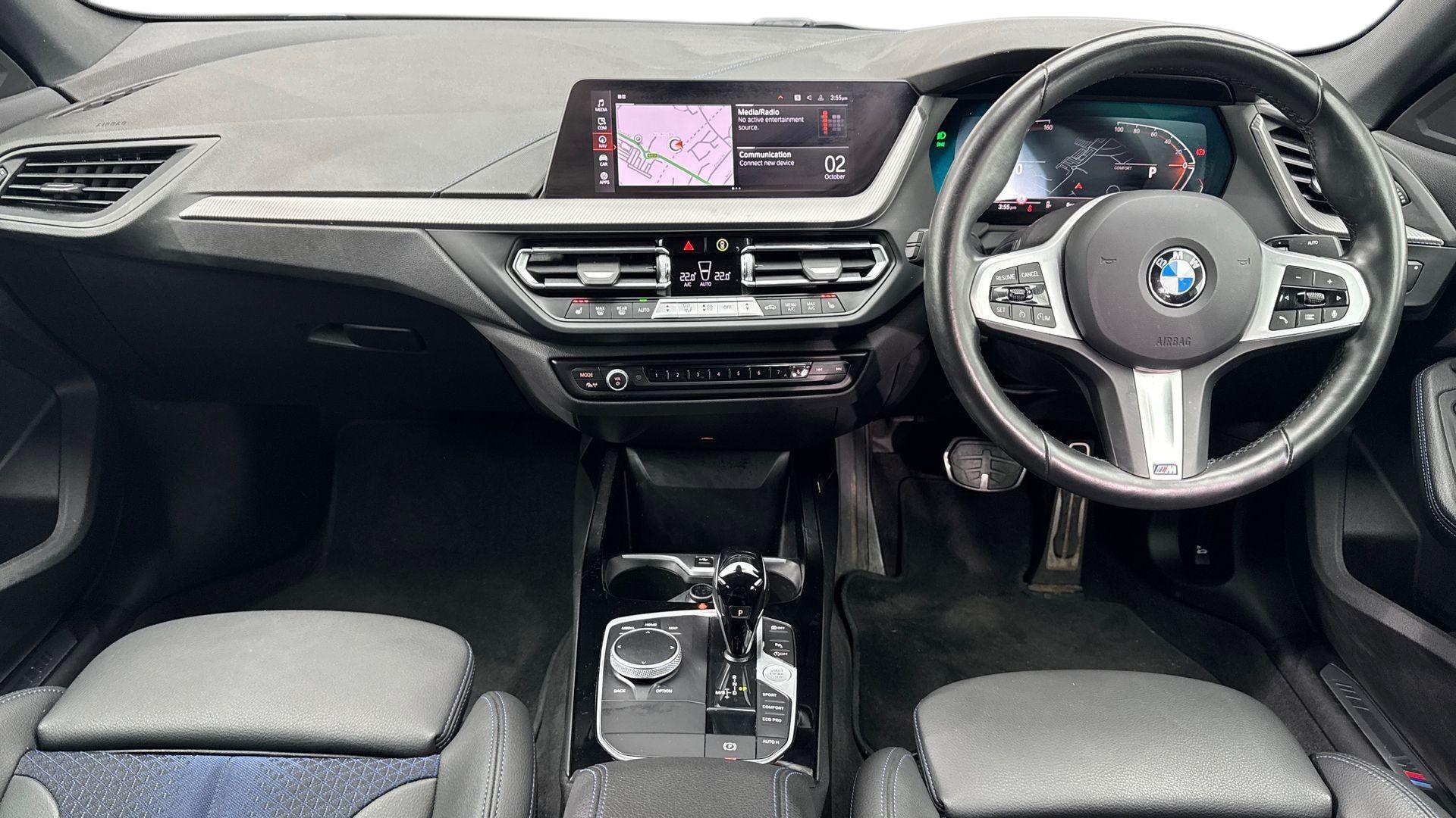 BMW 2 Series view 4