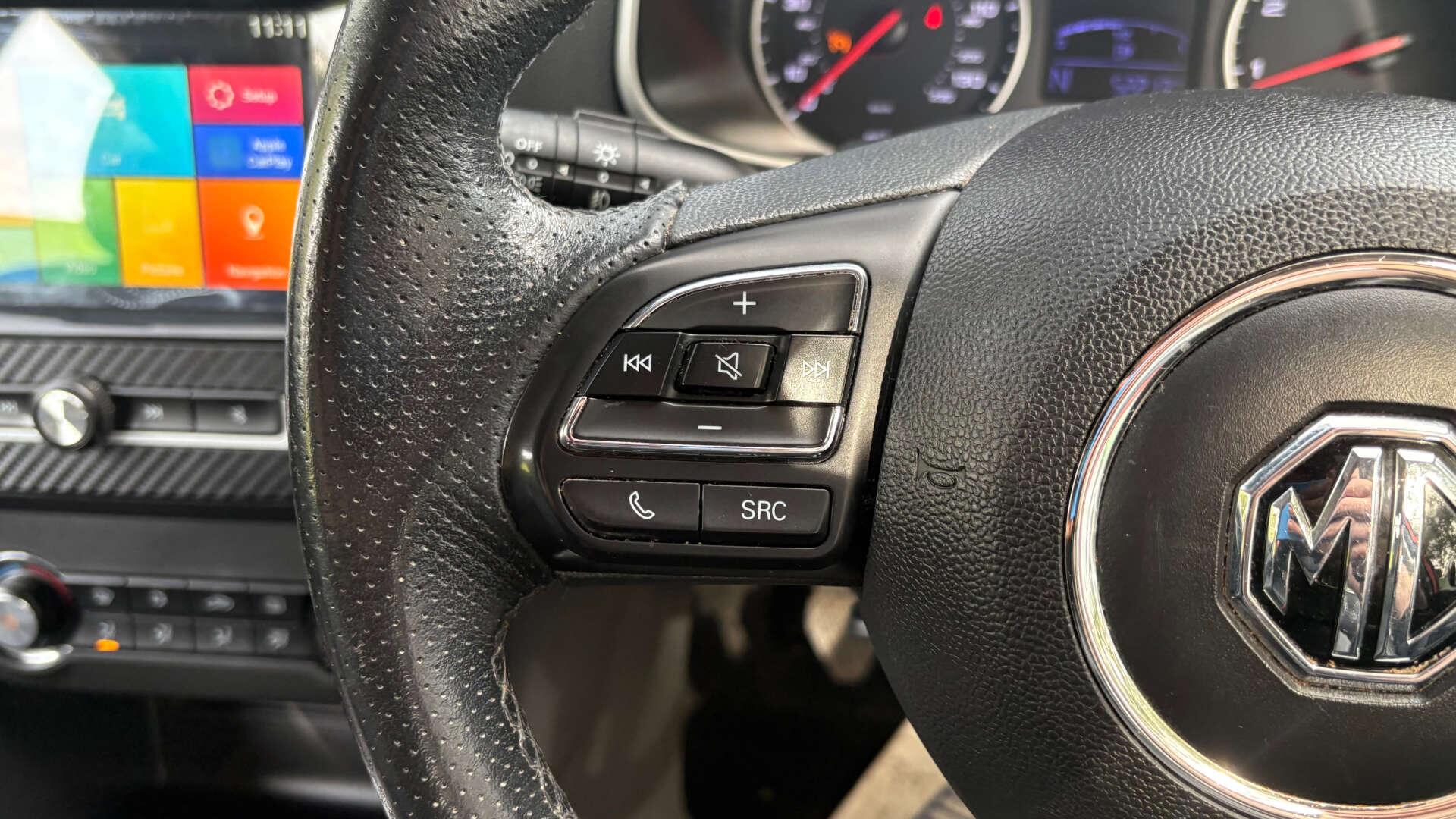 MG ZS view 17