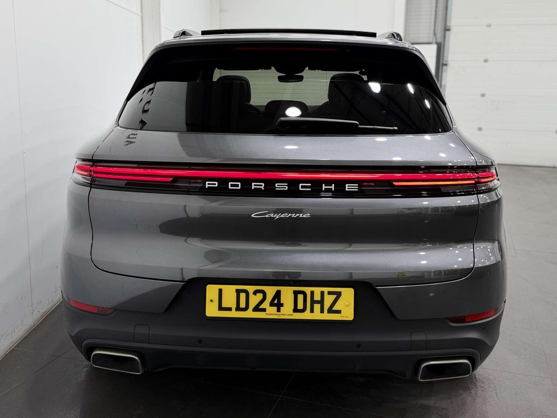 Porsche Cayenne view 7