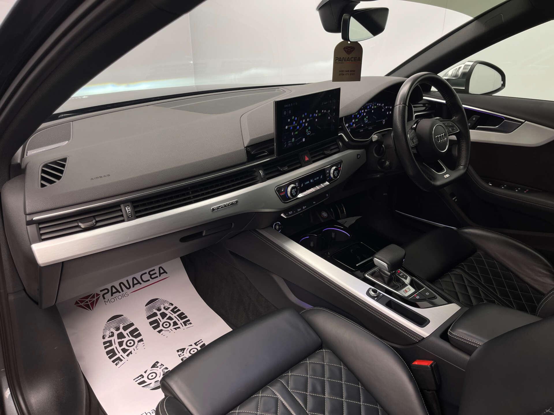 Audi S4 Avant view 39