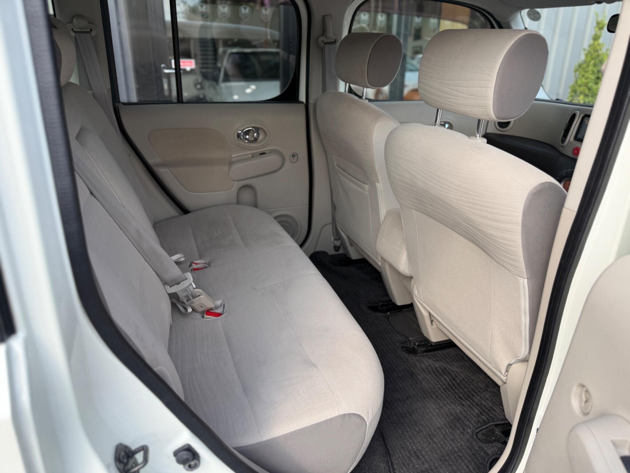 Nissan Cube view 42