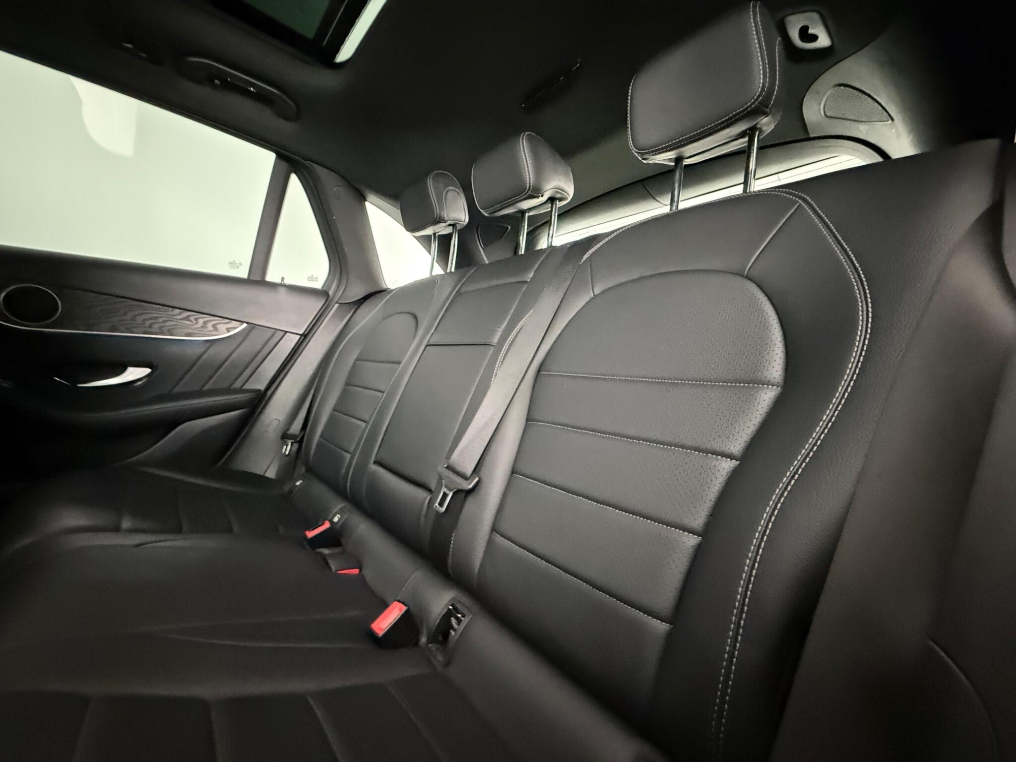 Mercedes-Benz GLC view 31