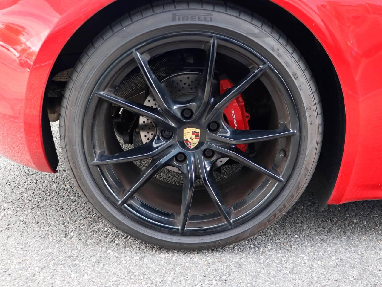 Porsche Cayman view 6