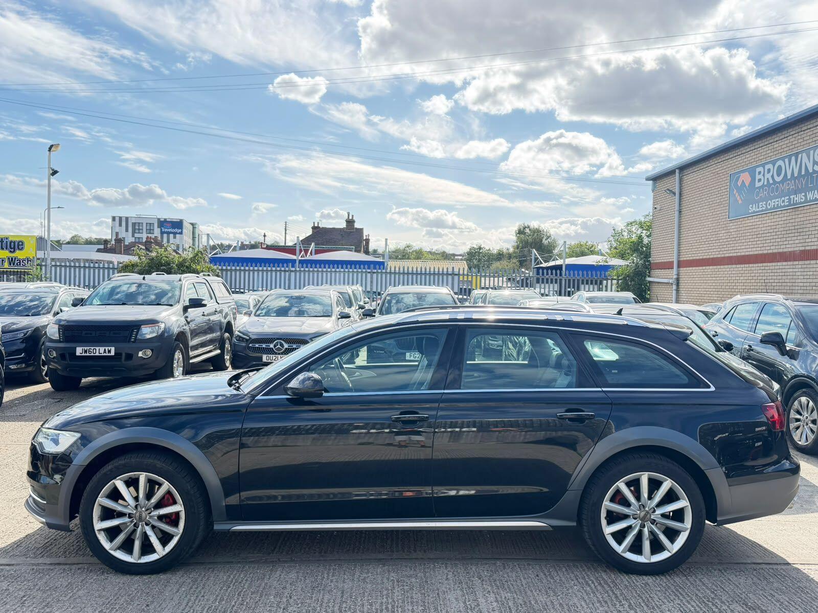 Audi A6 view 5