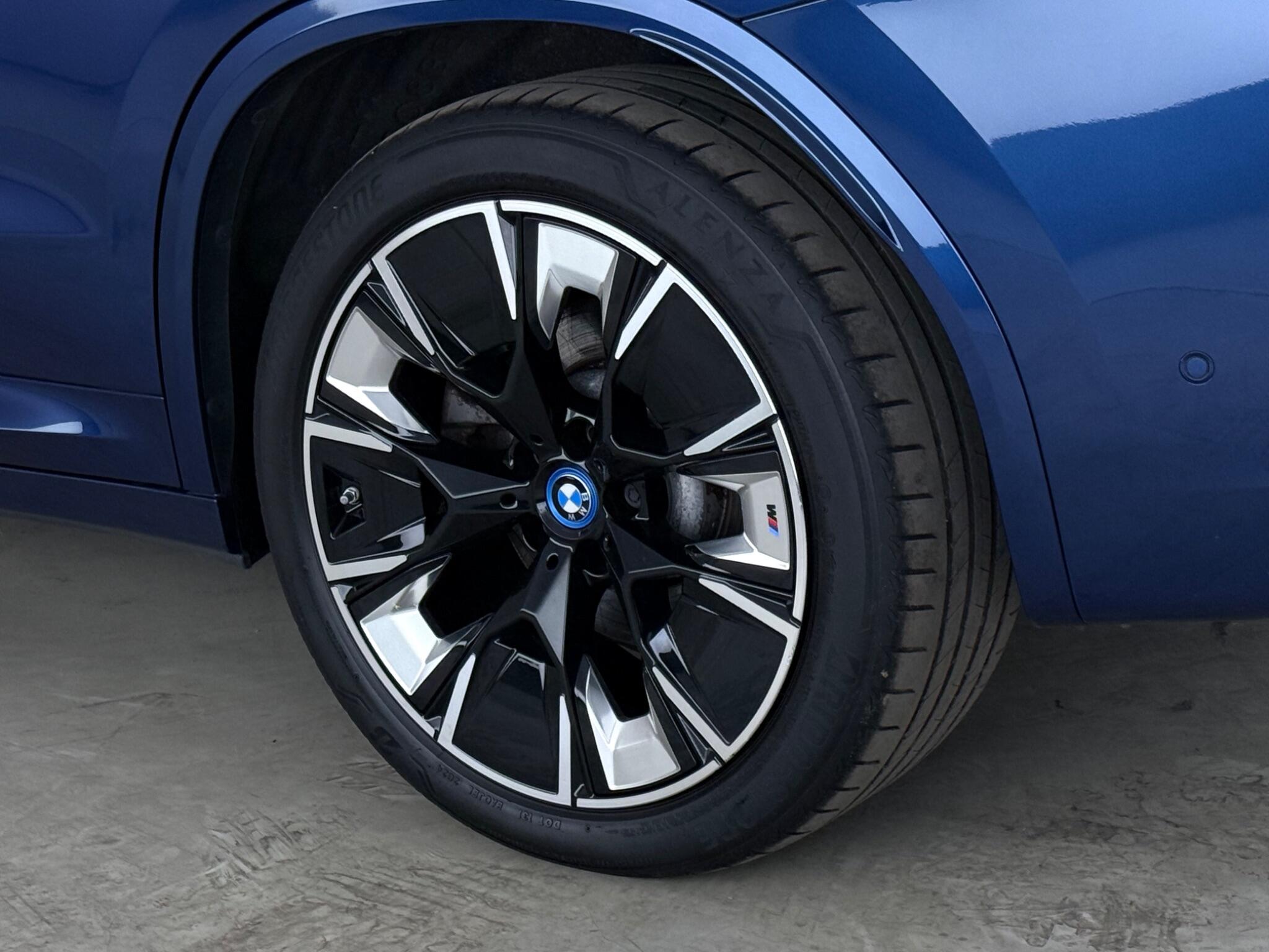 BMW Ix3 view 9