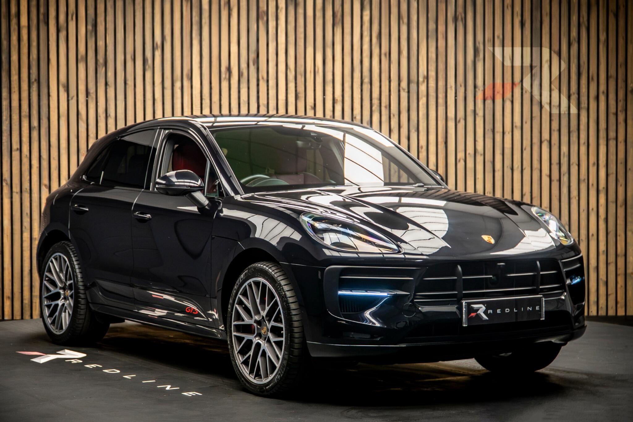 2020 Porsche Macan in Black for sale