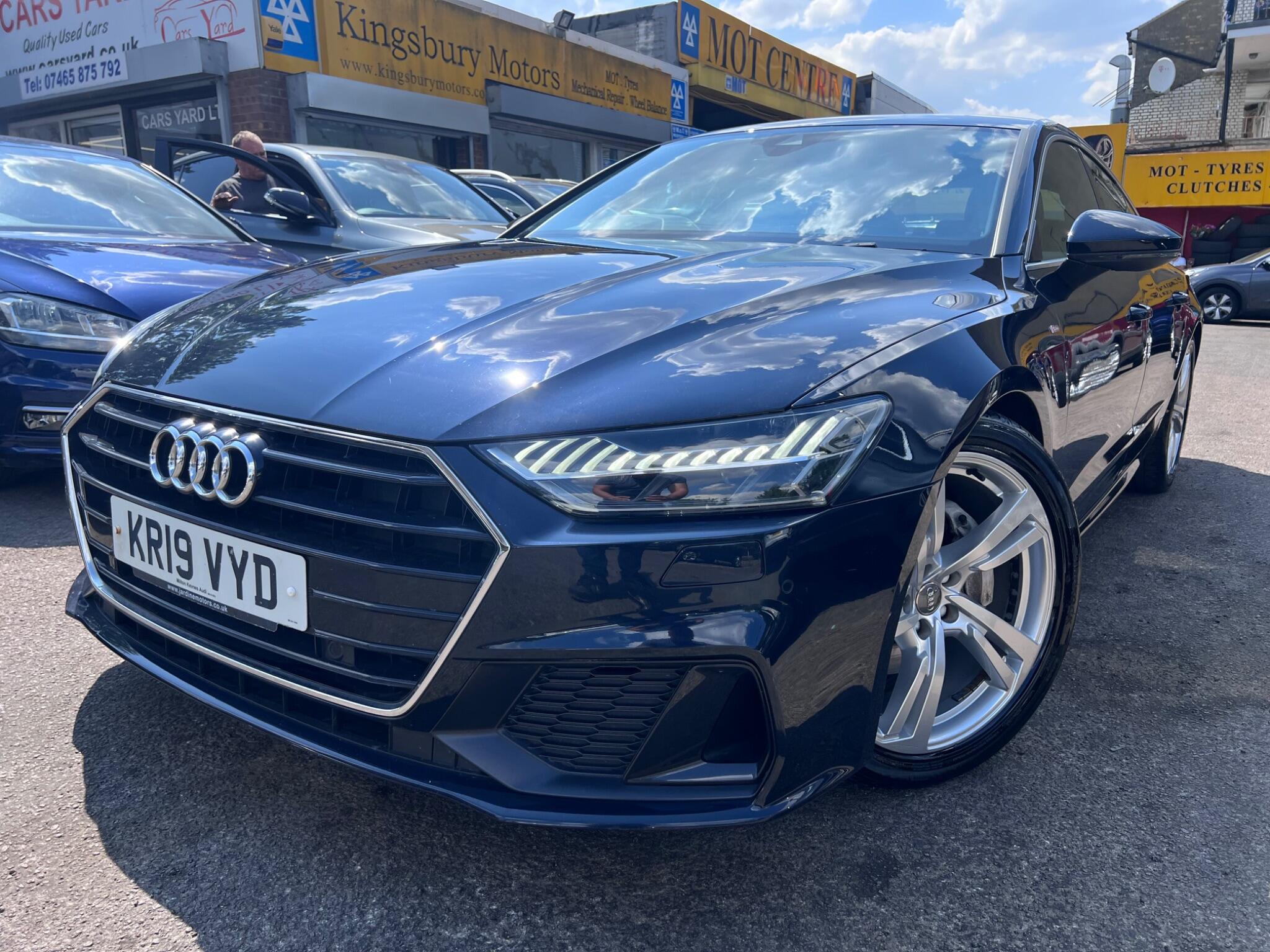 Audi A7 view 7