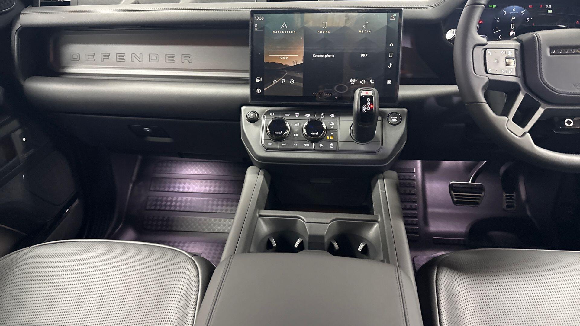 Land Rover Defender view 12
