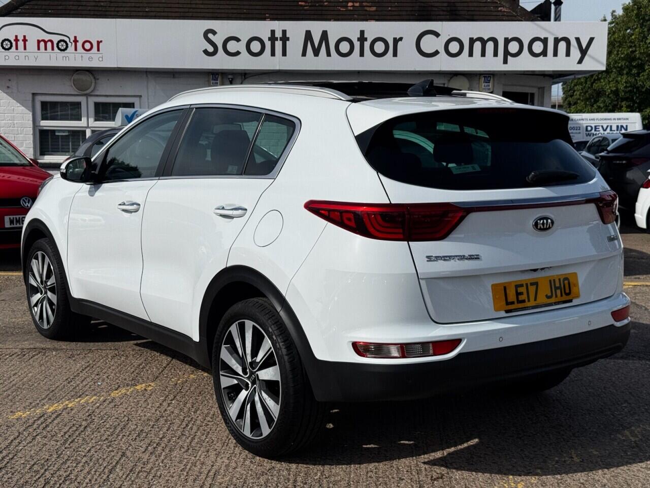 Kia Sportage view 2