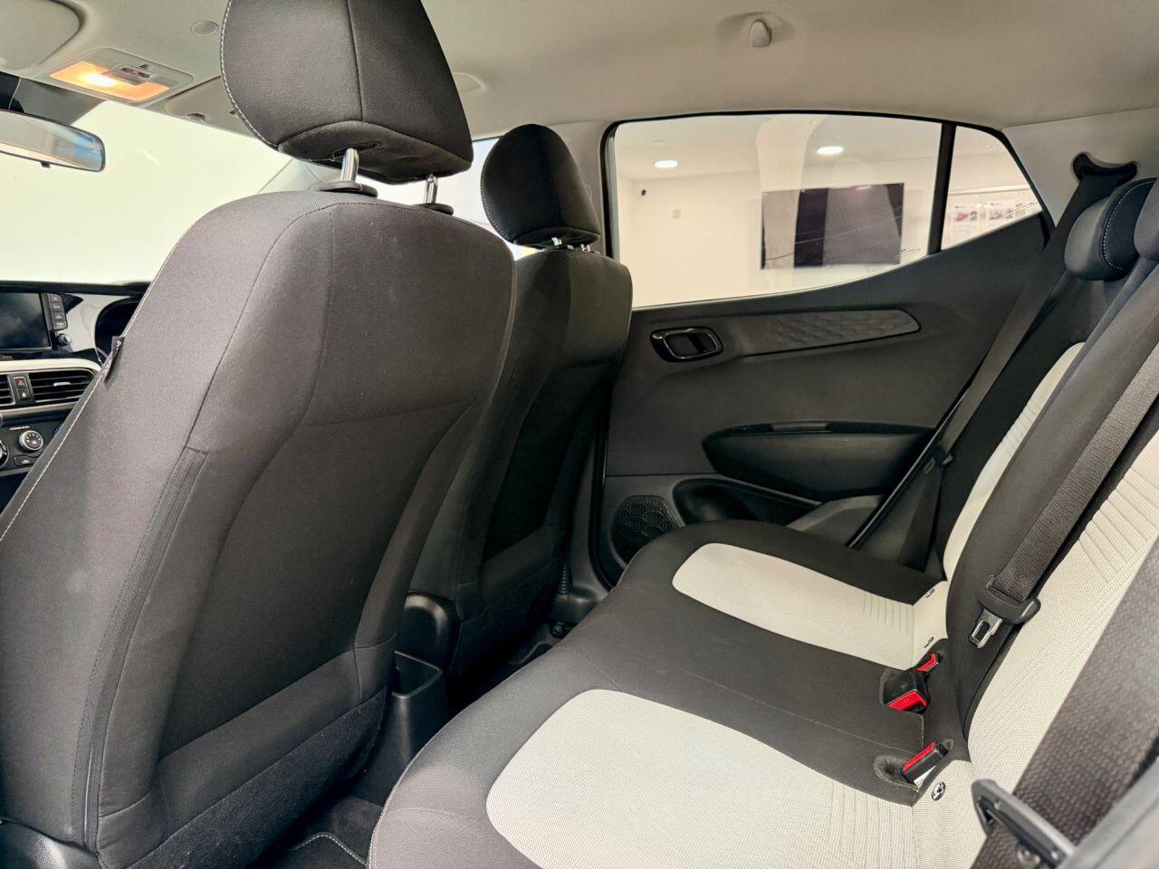 Hyundai I10 view 25