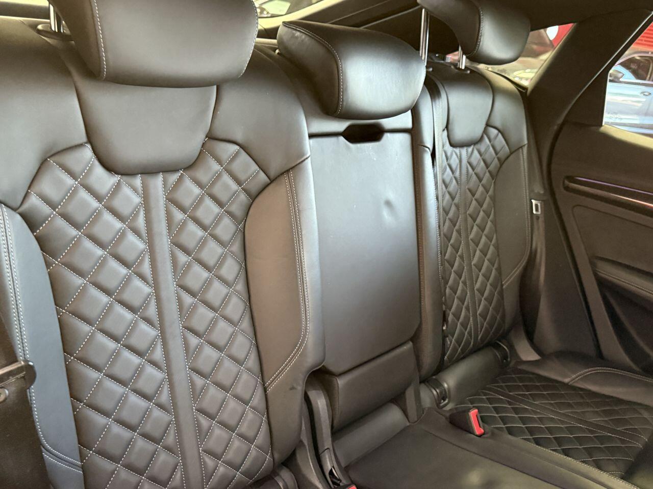 Audi SQ5 view 65