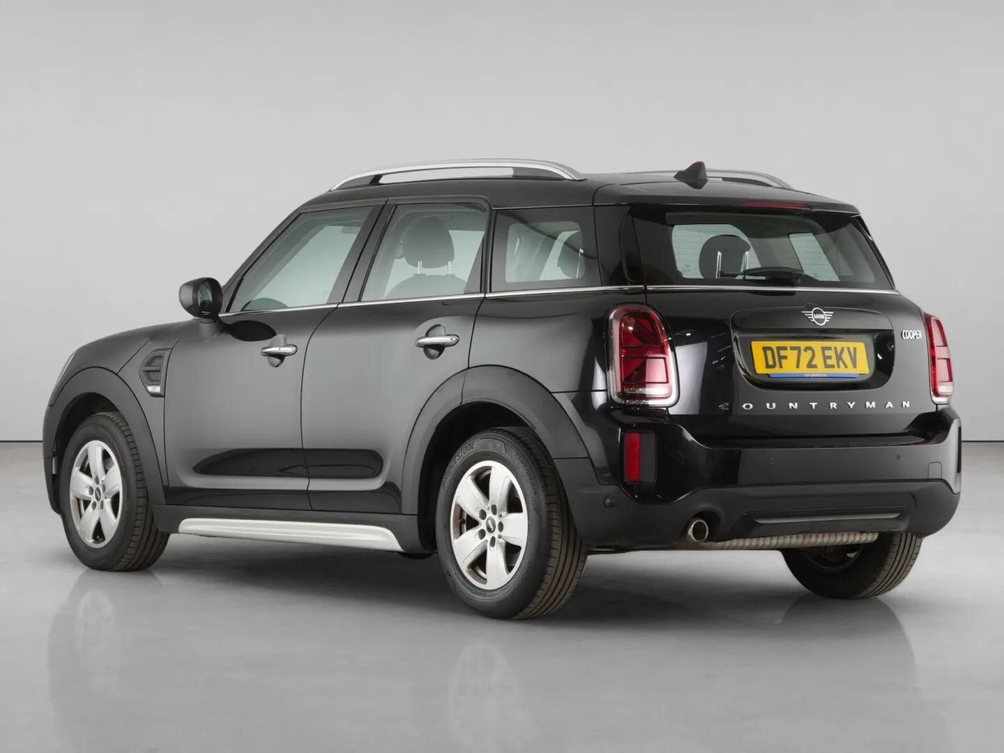 Mini Countryman view 6