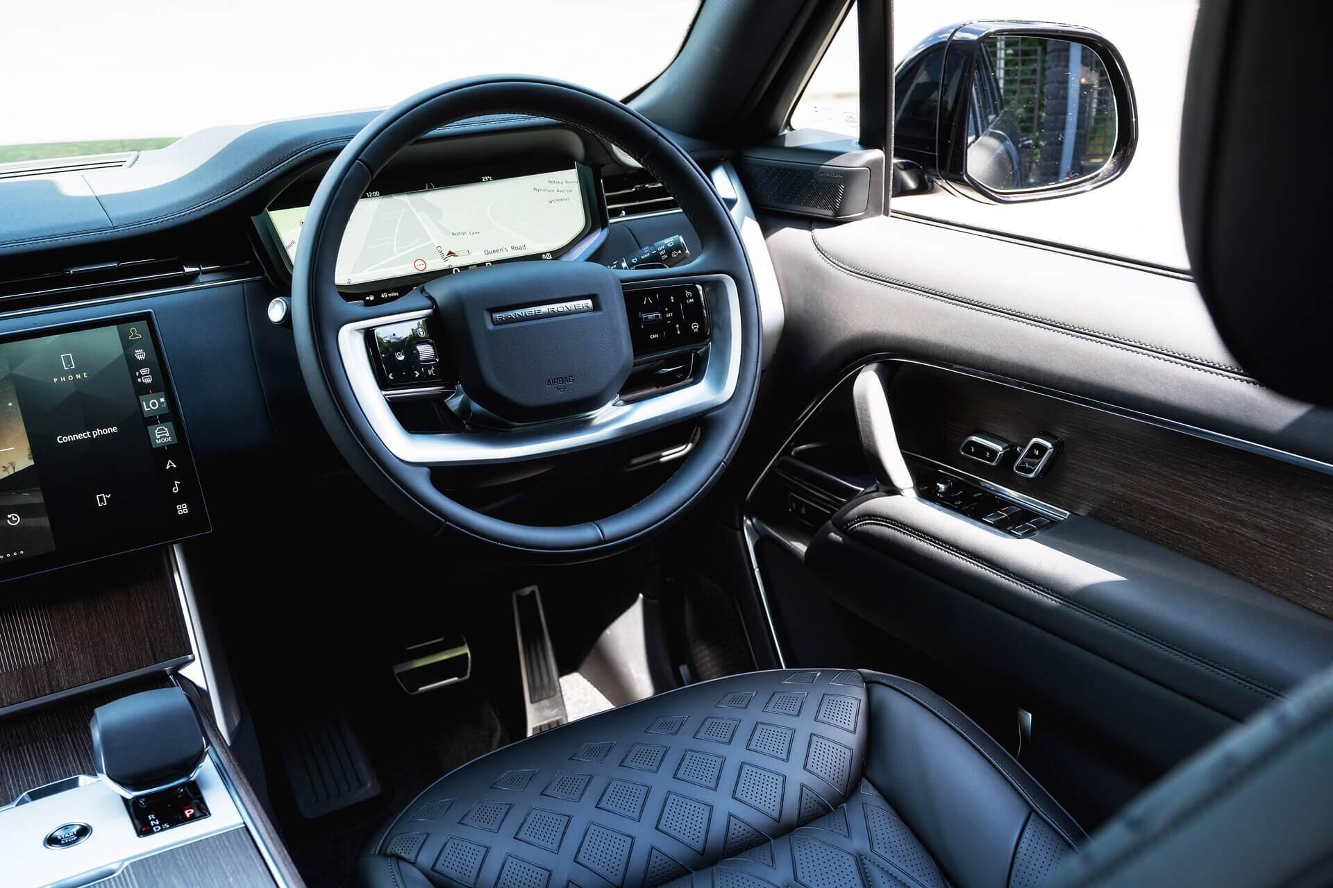 Land Rover Range Rover view 63