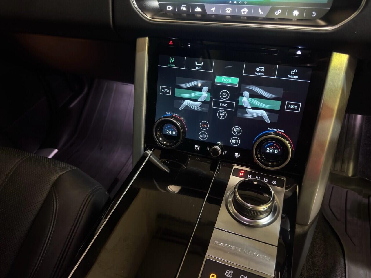 Land Rover Range Rover view 10