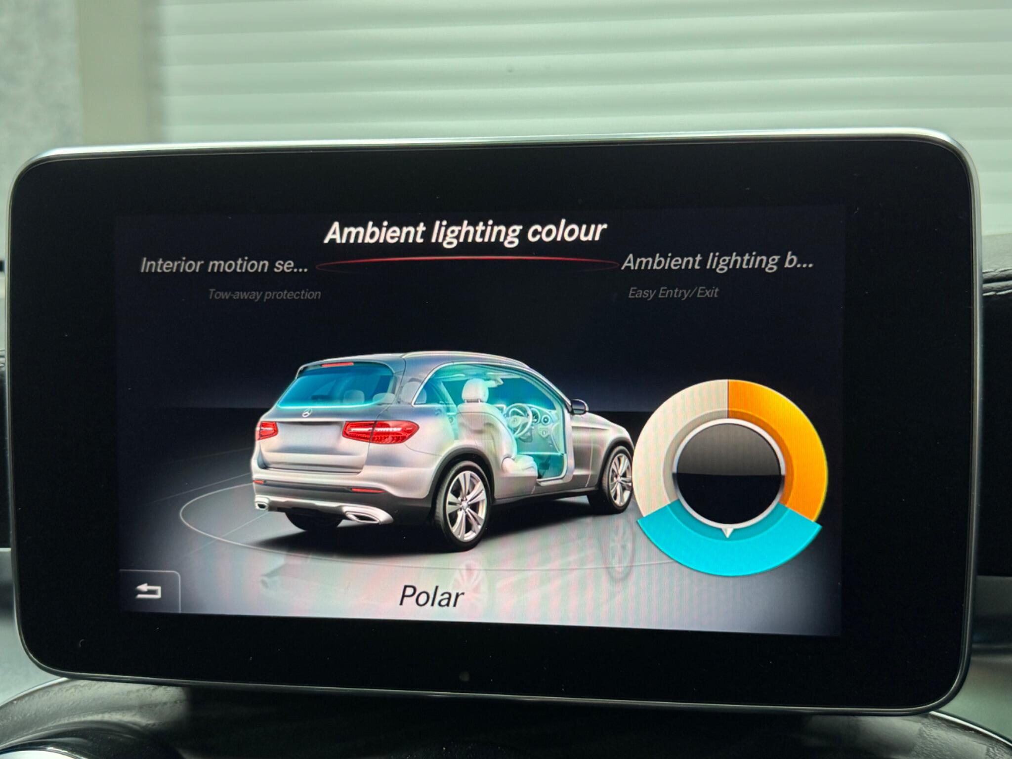 Mercedes-Benz GLC view 13