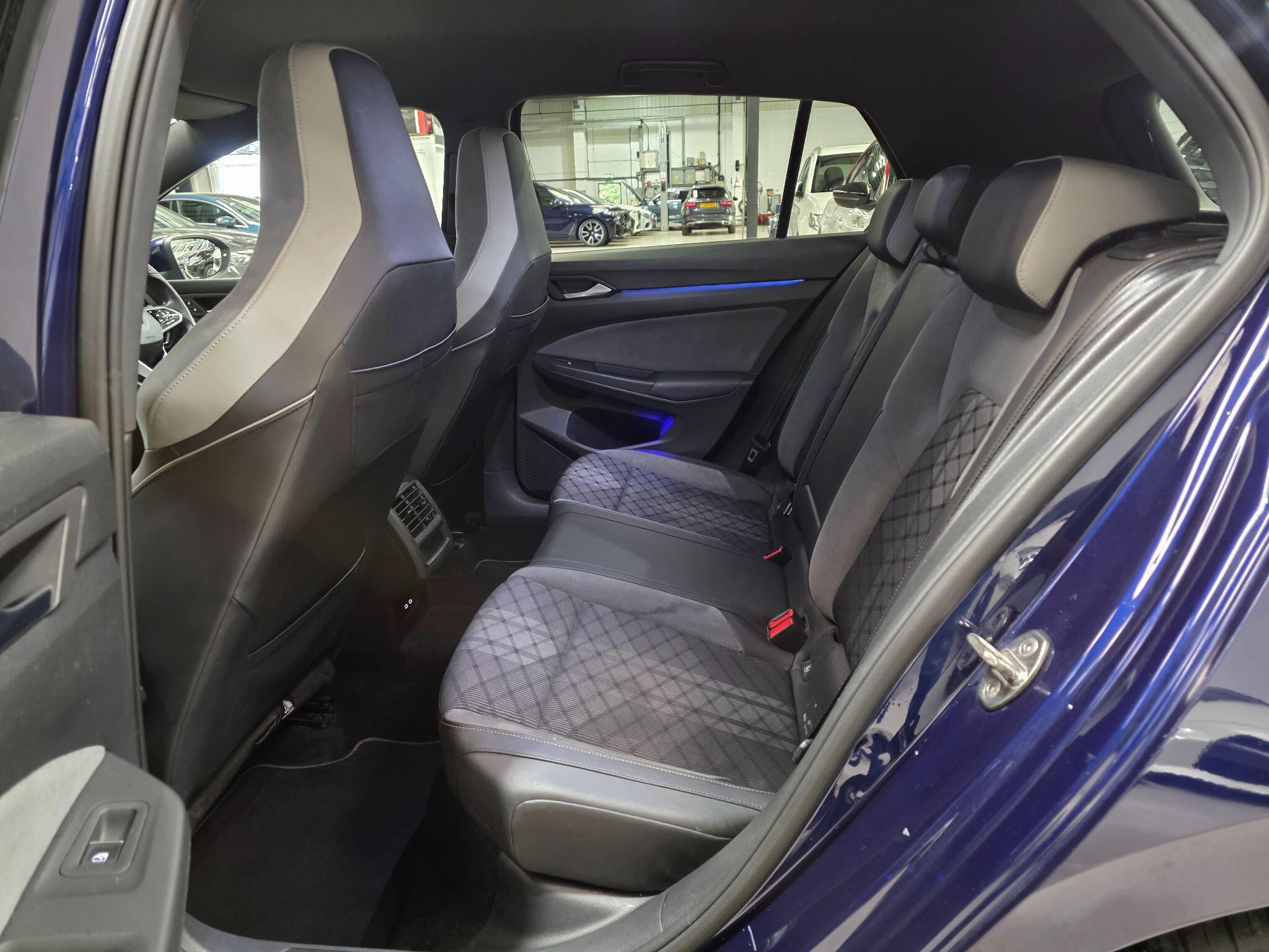 Volkswagen Golf view 22