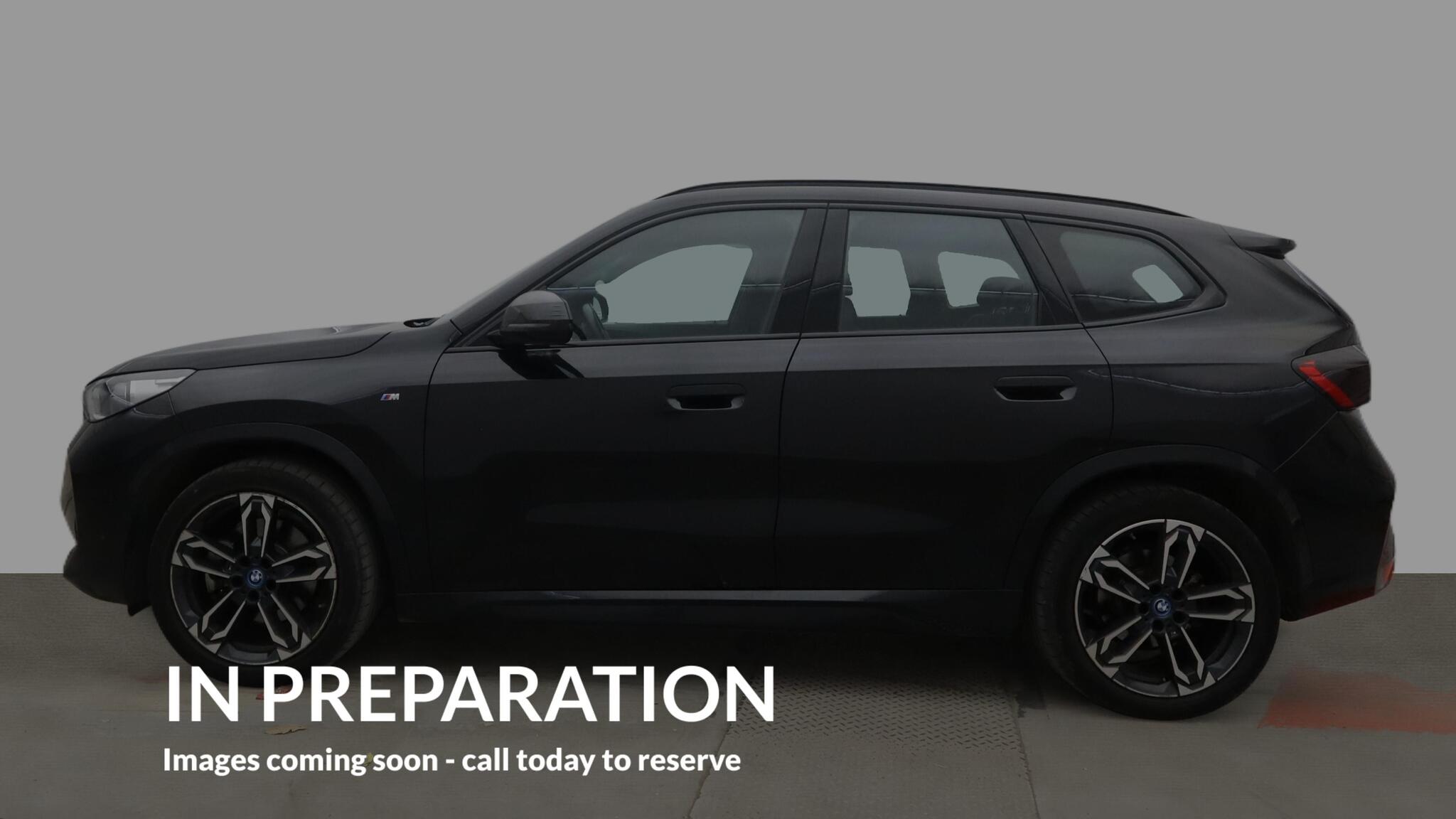 BMW Ix1 view 6