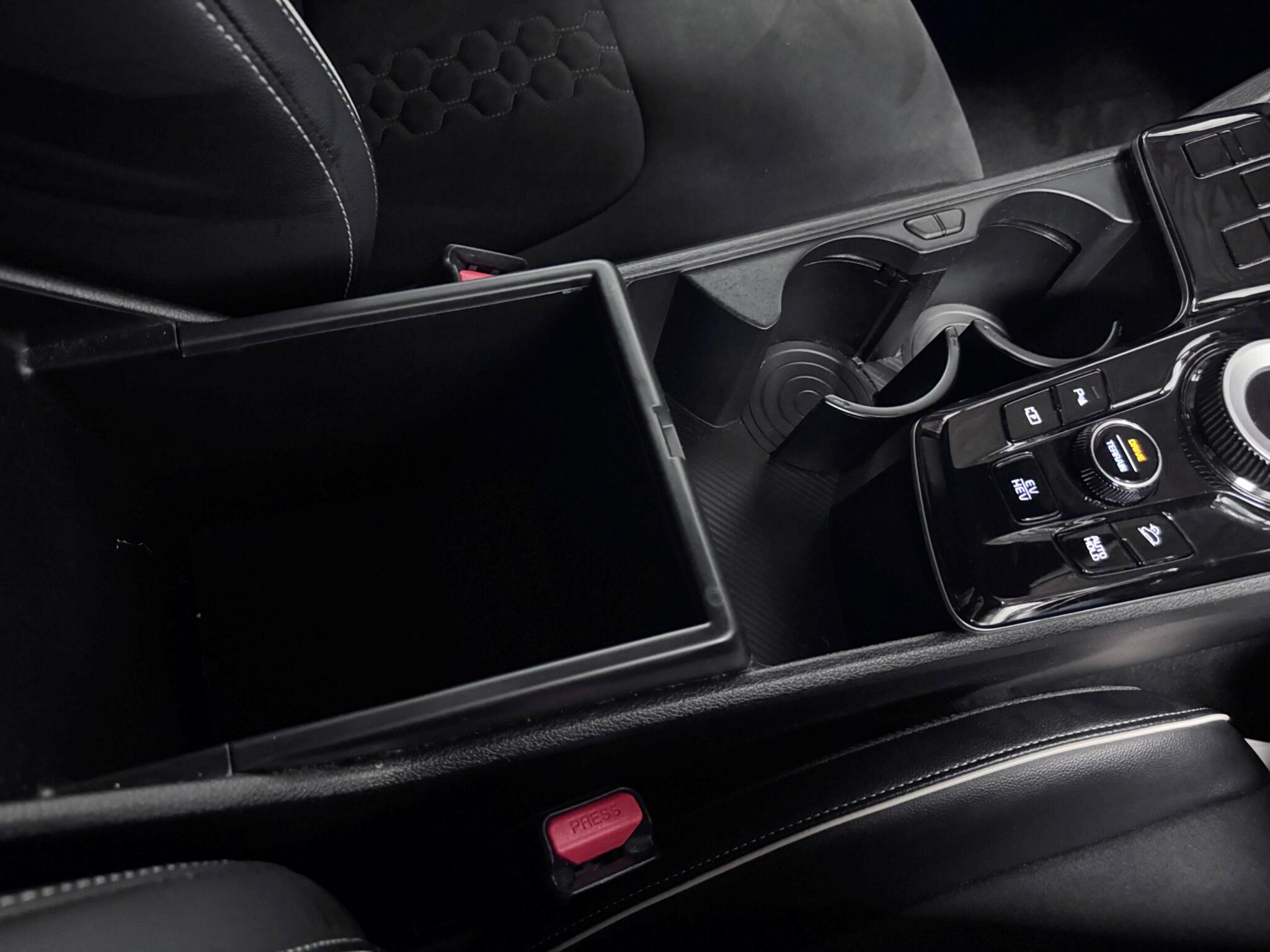Kia Sportage view 34