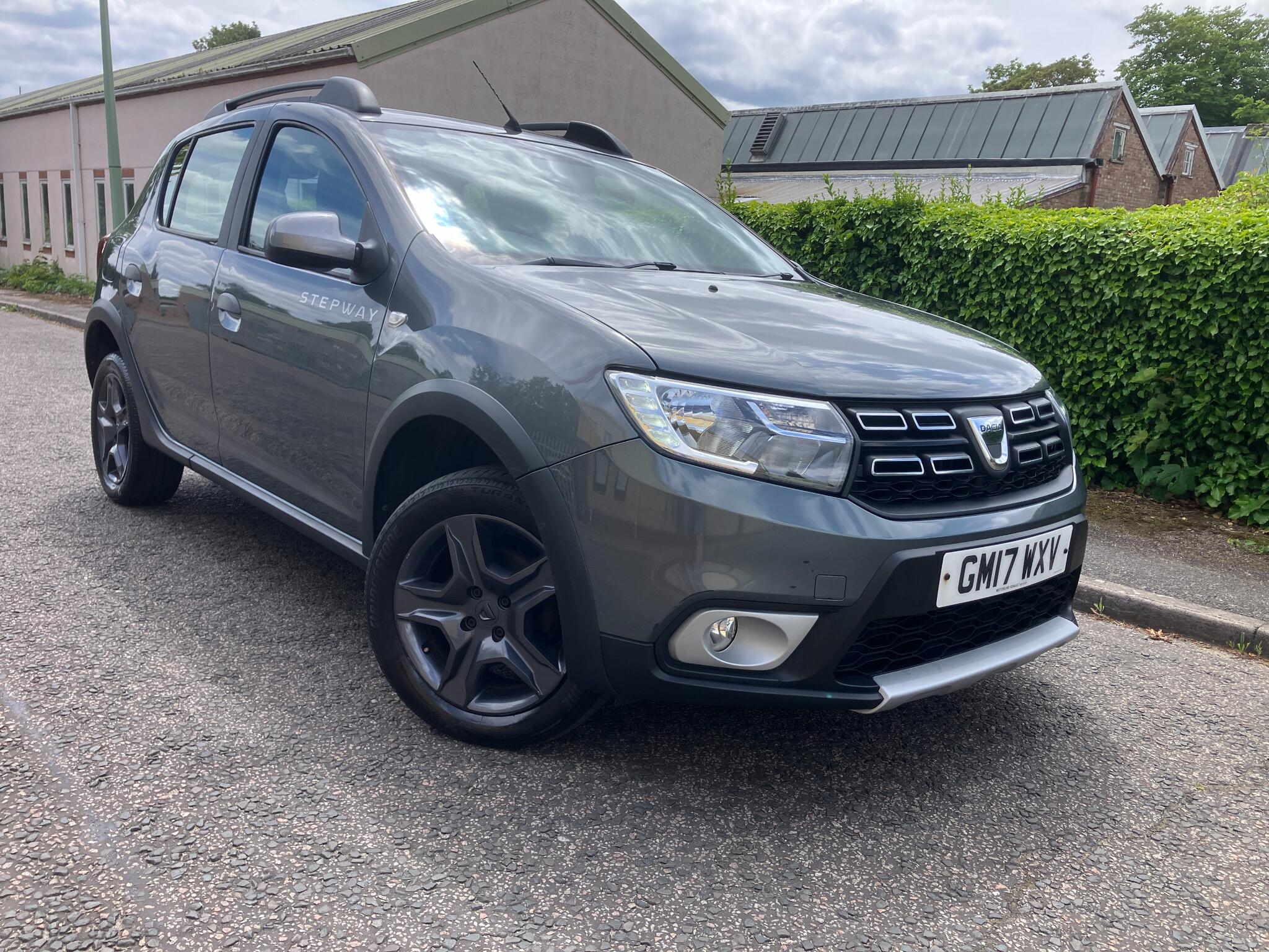 Dacia Sandero Stepway main image
