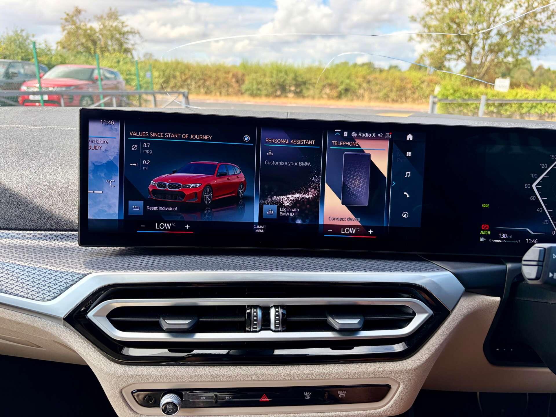 BMW 3 Series view 40