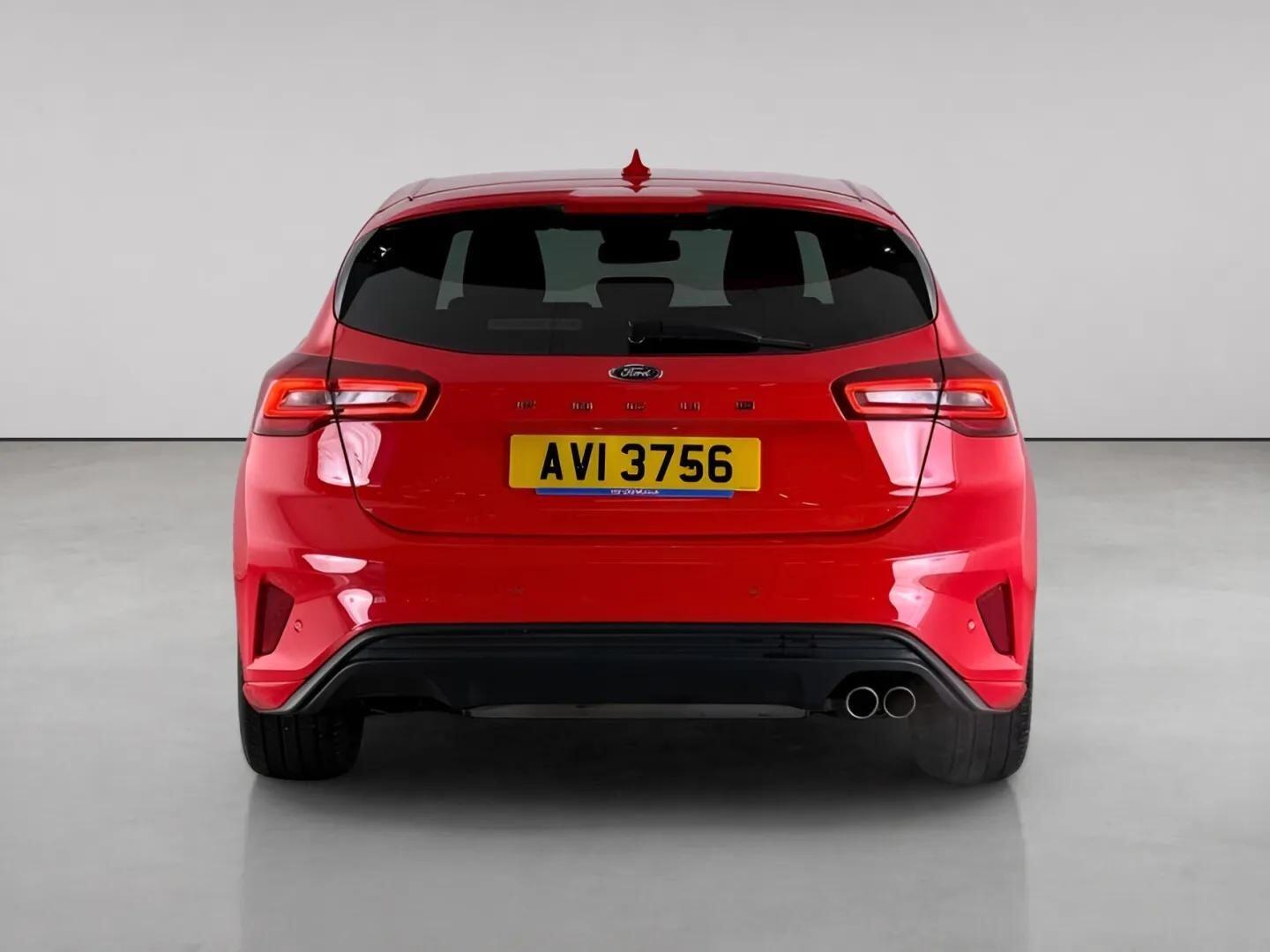Ford Focus view 5