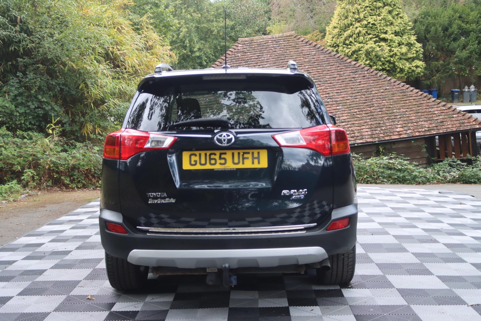 Toyota Rav4 view 21