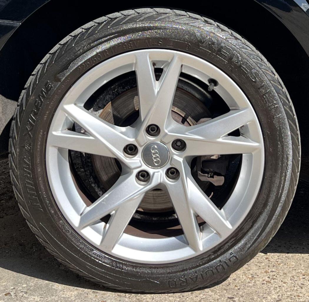 Audi A4 view 10