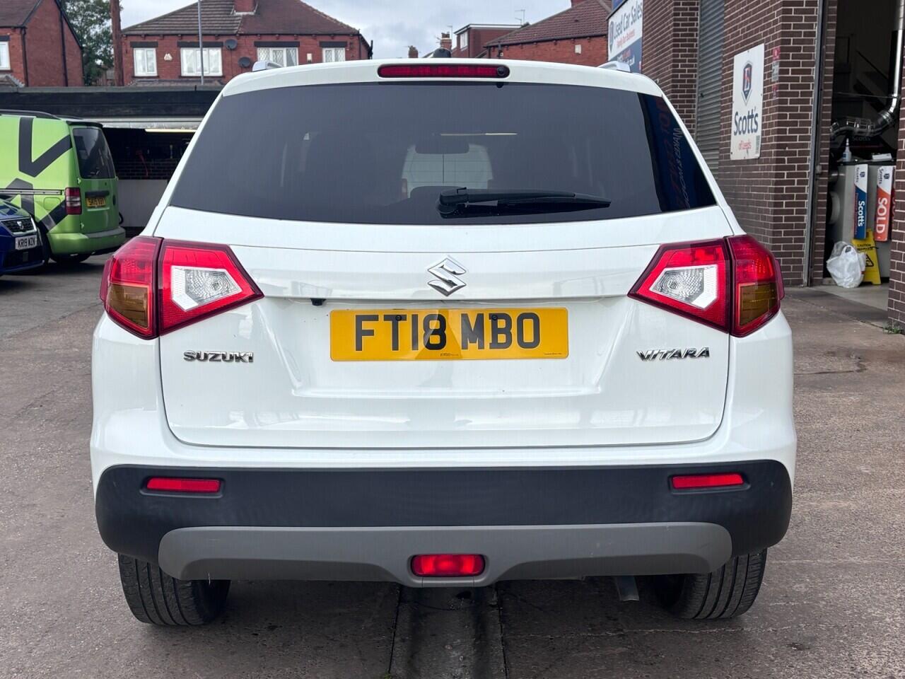 Suzuki Vitara view 6