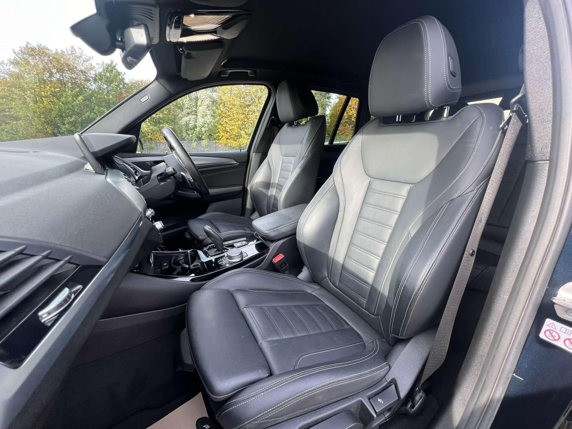BMW X3 view 18