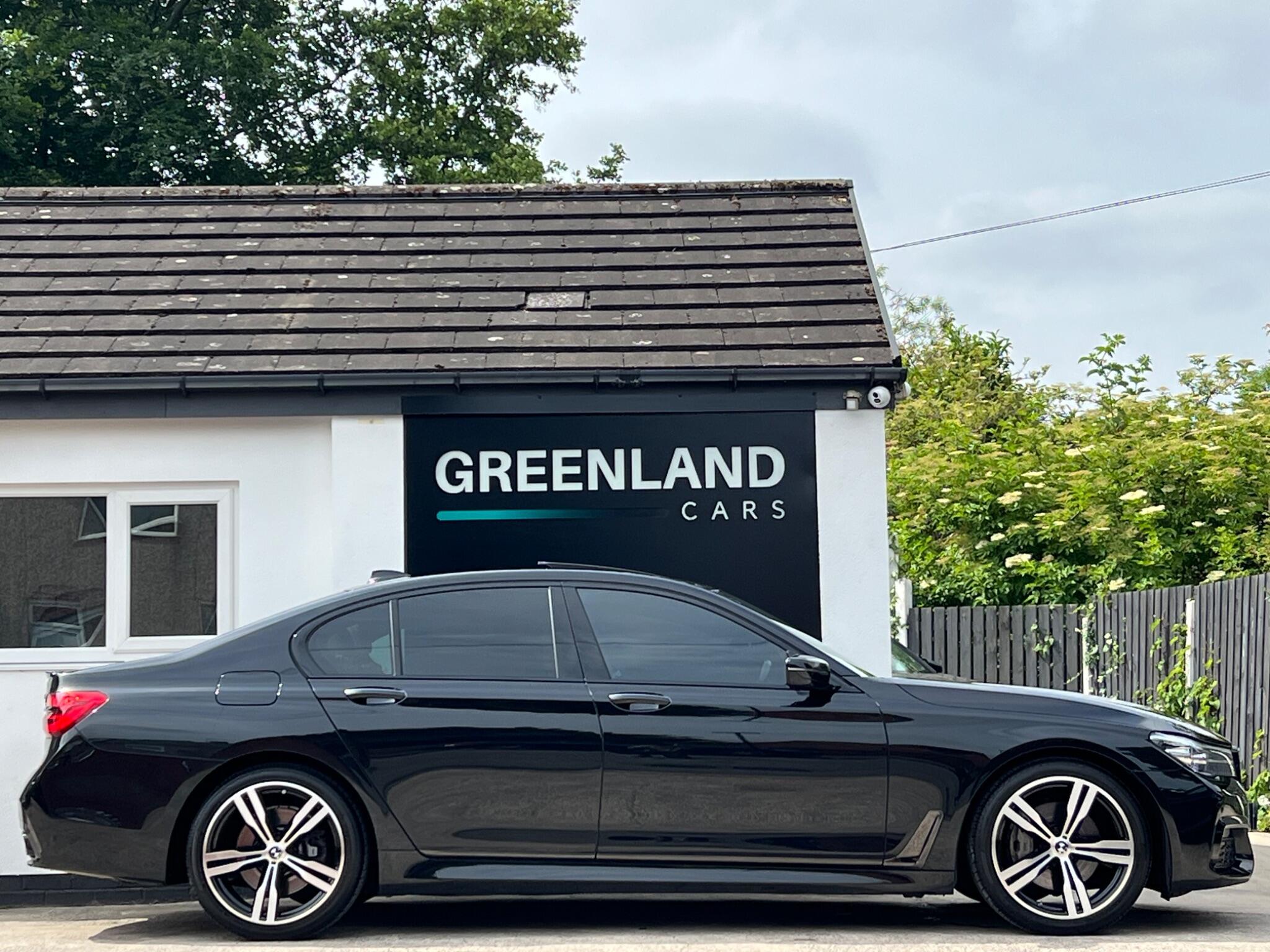 BMW 7 Series view 34