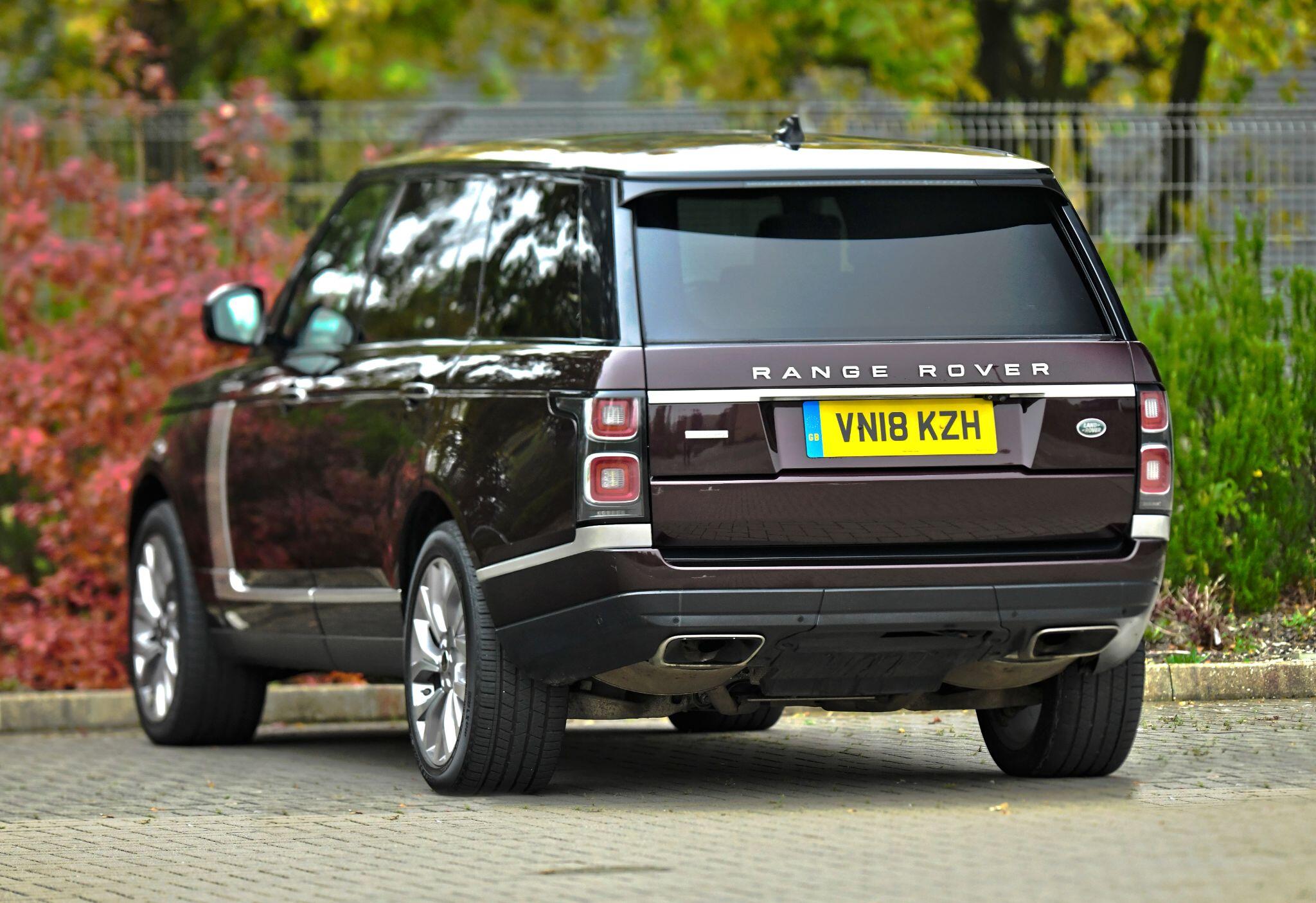 Land Rover Range Rover view 16