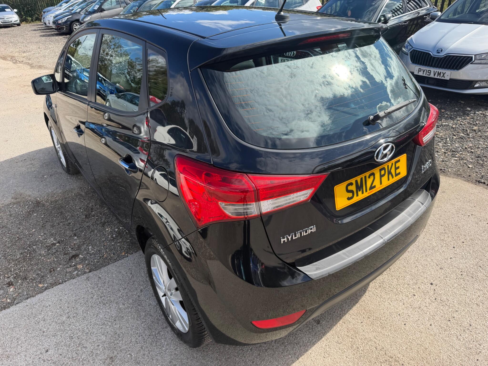 Hyundai Ix20 view 5