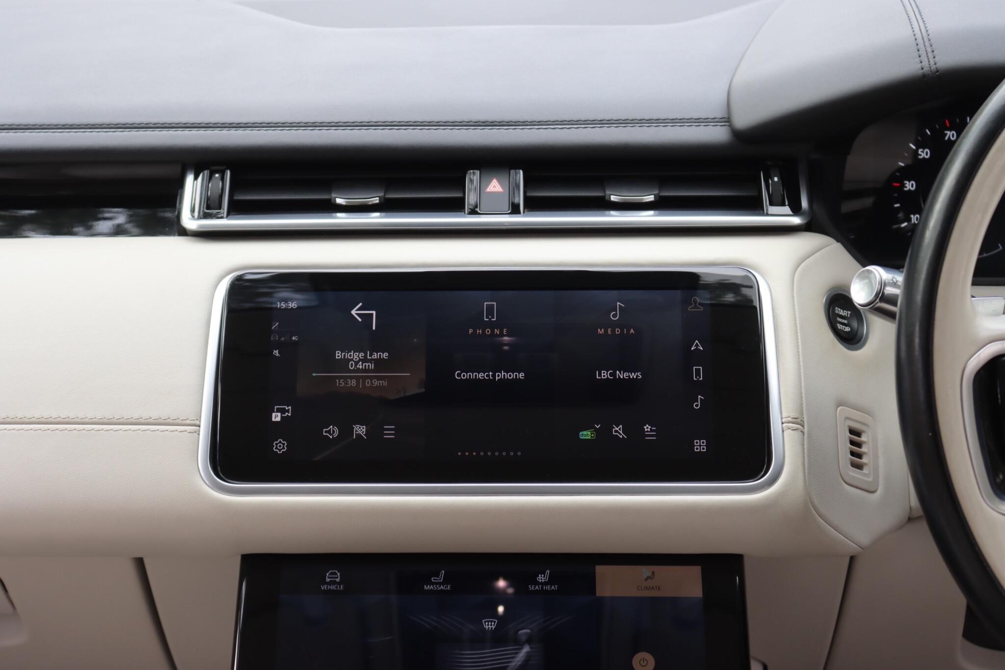 Land Rover Range Rover Velar view 58