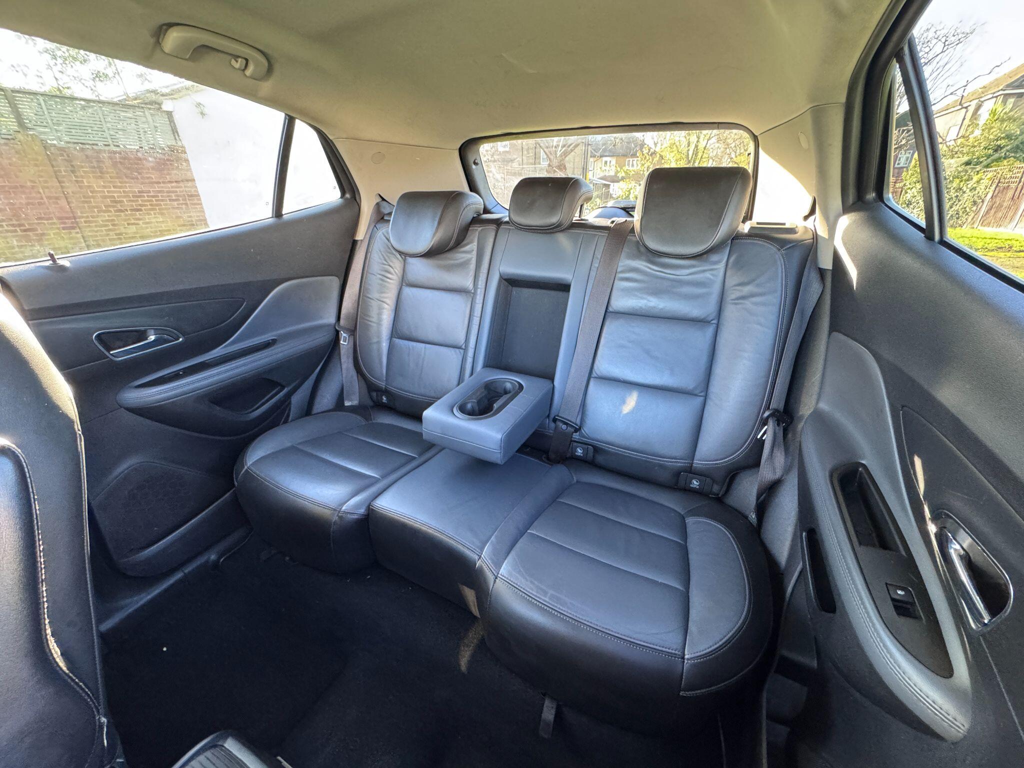 2015 Vauxhall Mokka image 27
