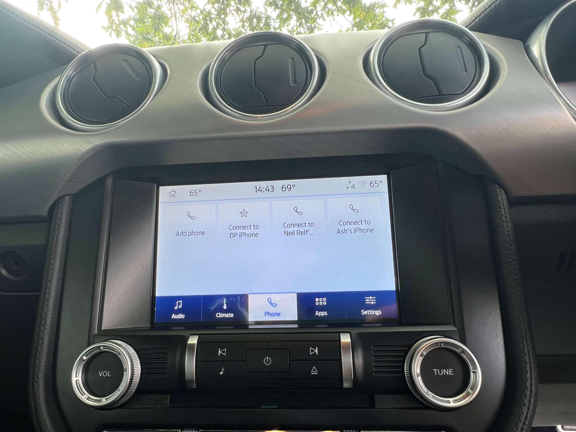Ford Mustang view 41
