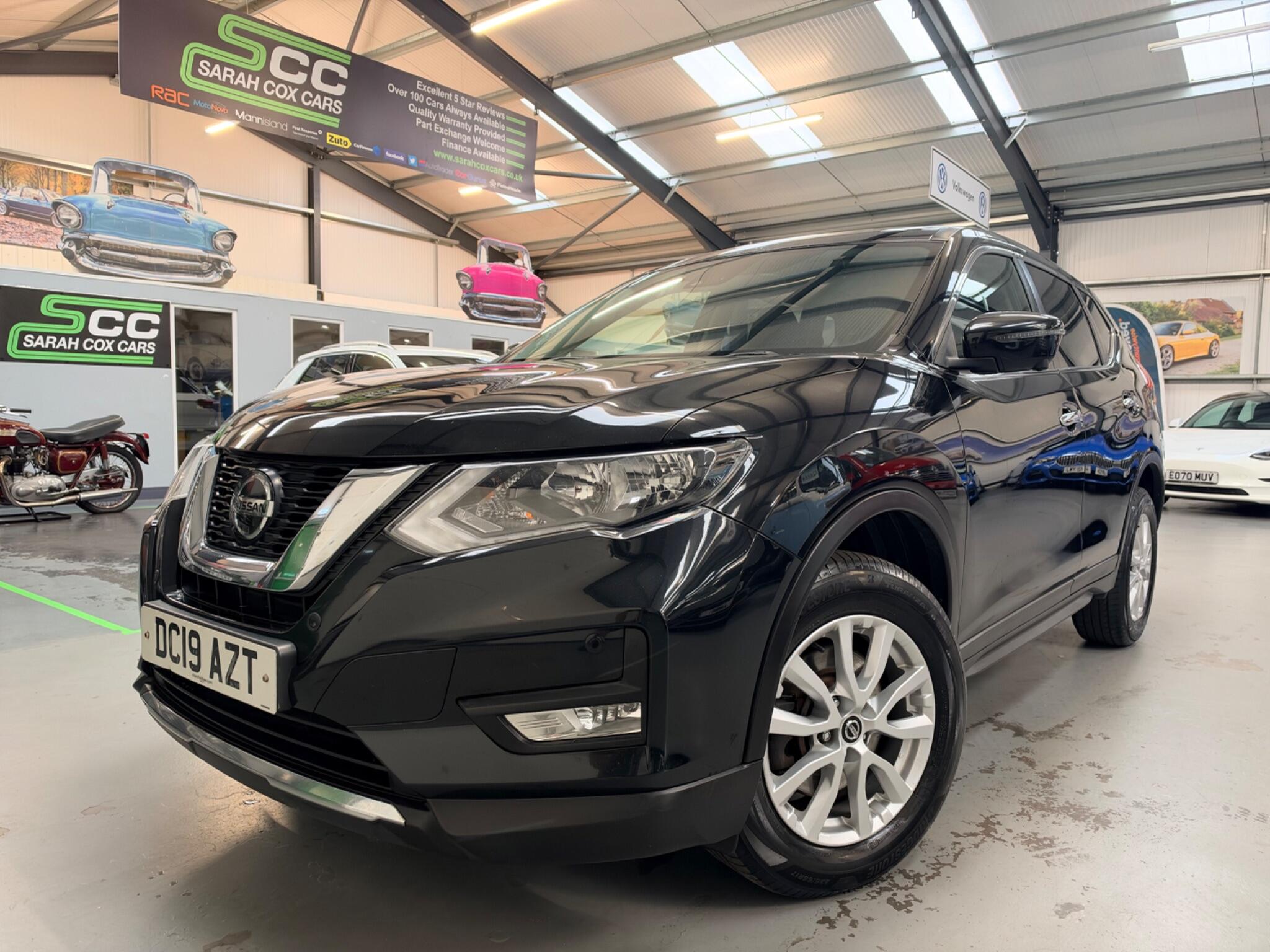 Nissan X-Trail view 5