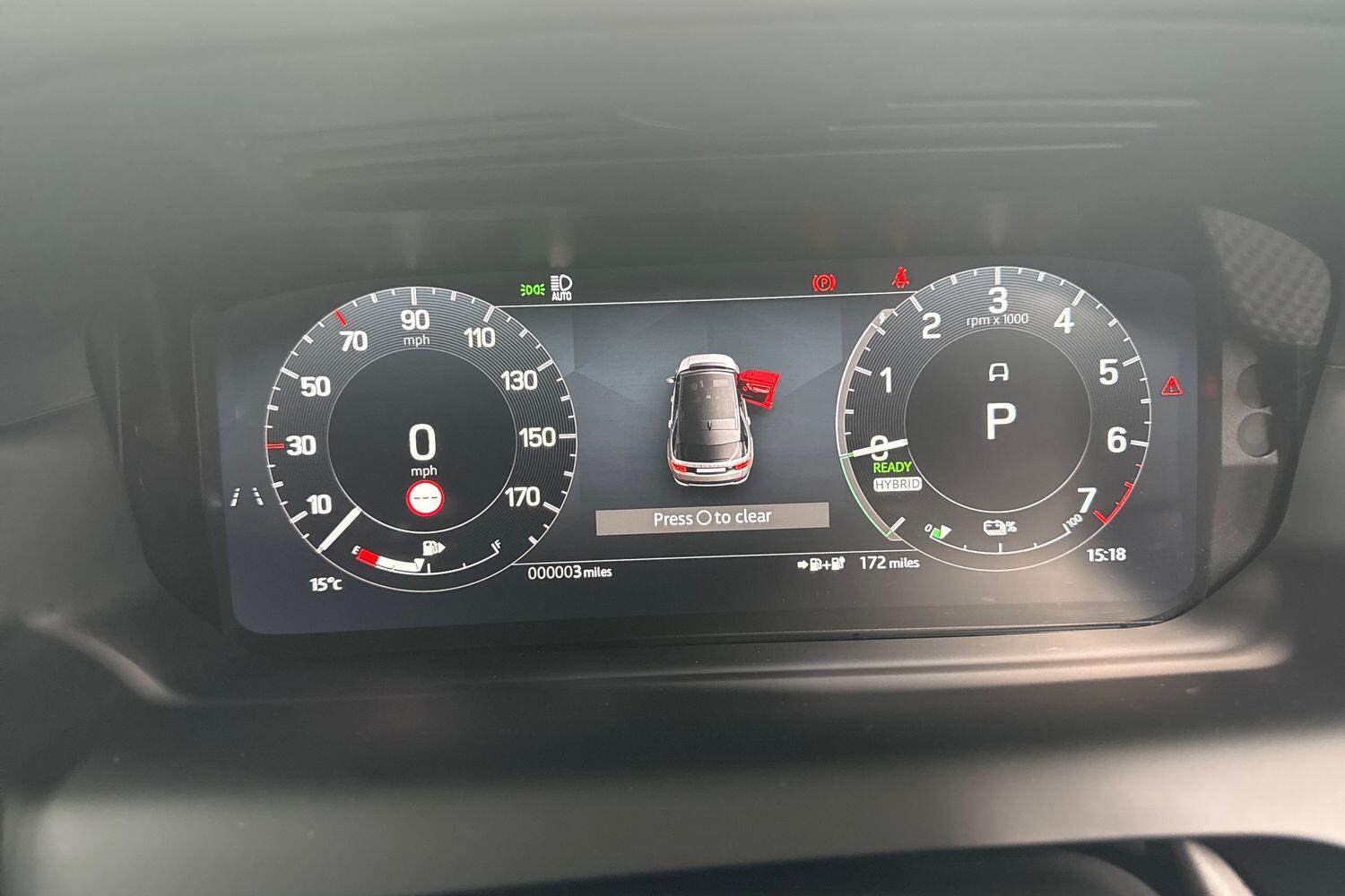 Land Rover Discovery Sport view 10
