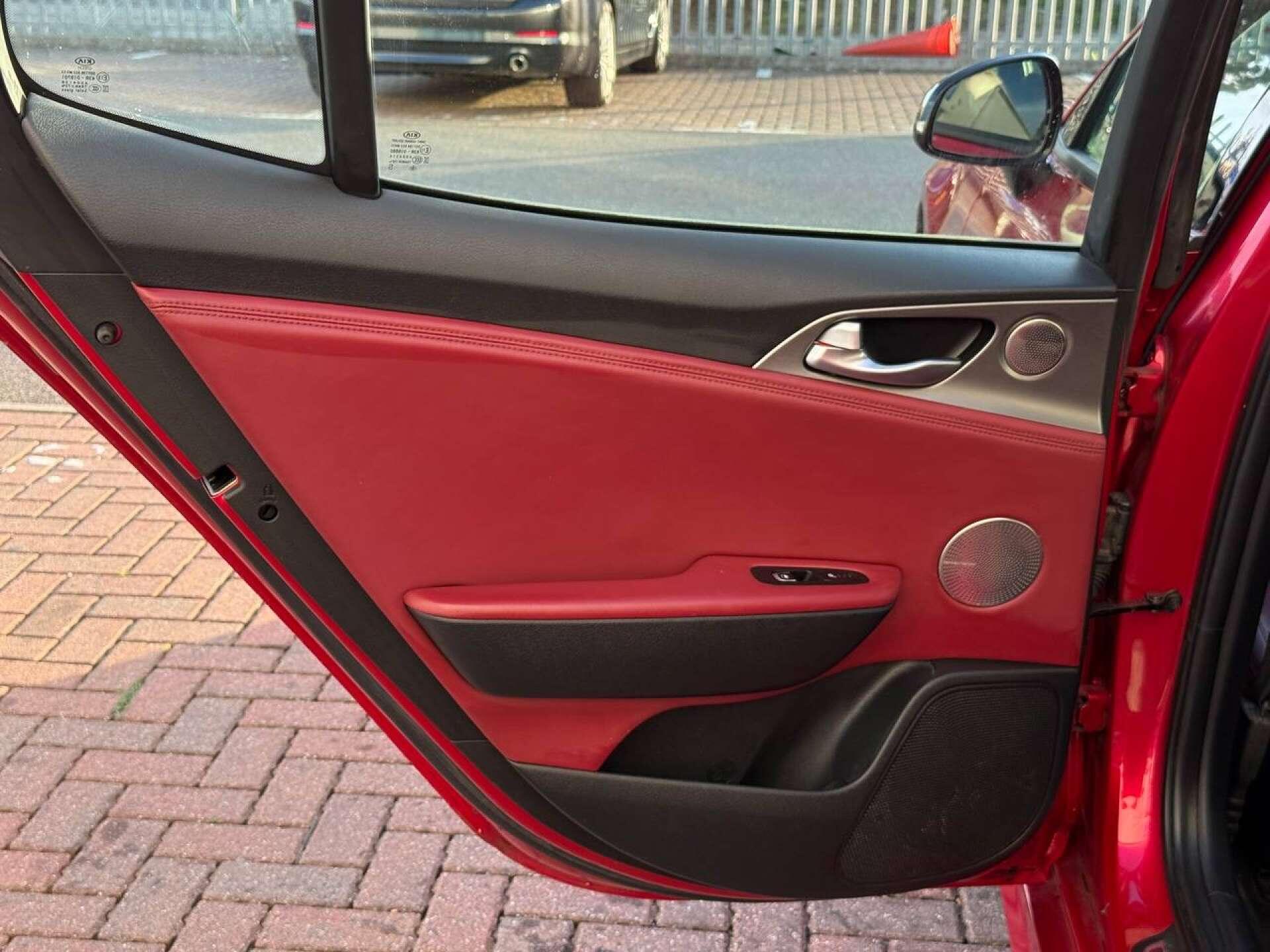 Kia Stinger view 39