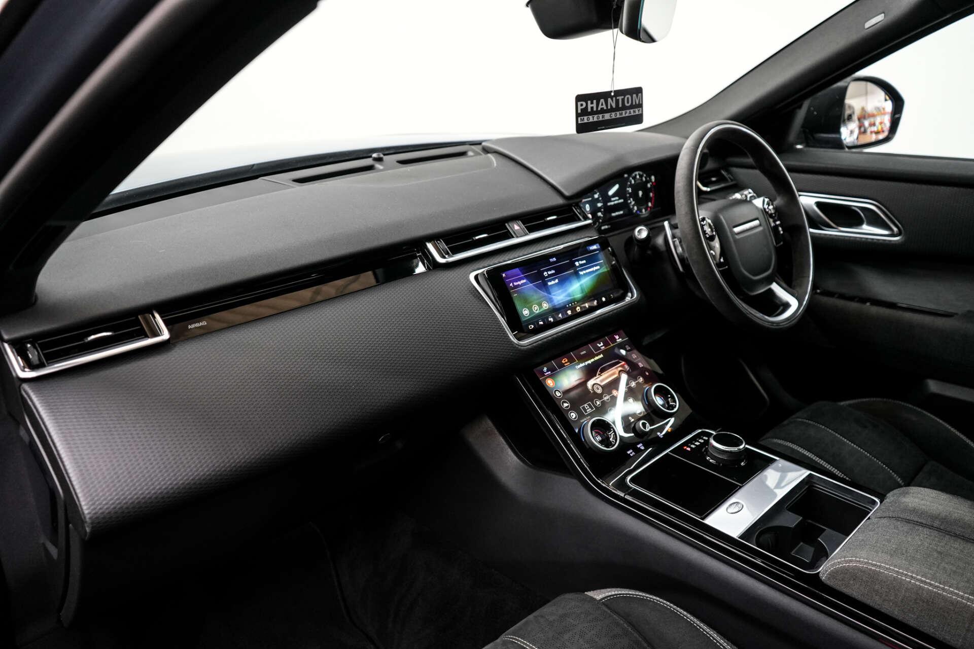 Land Rover Range Rover Velar view 15