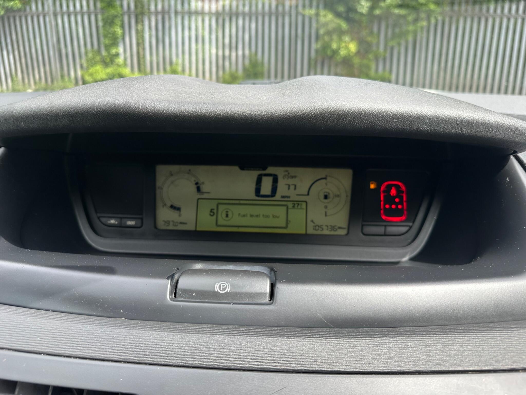 Citroen C4 Picasso view 14