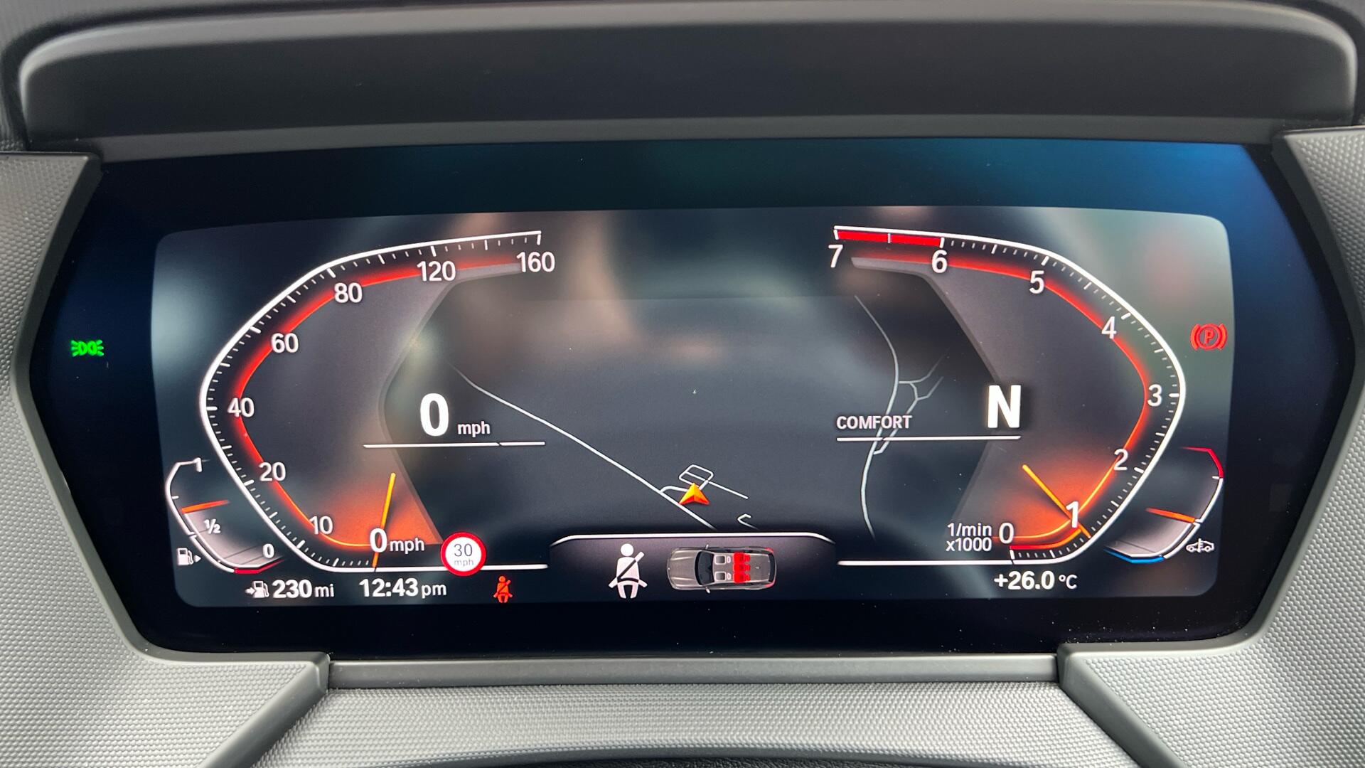 BMW 1 Series view 9