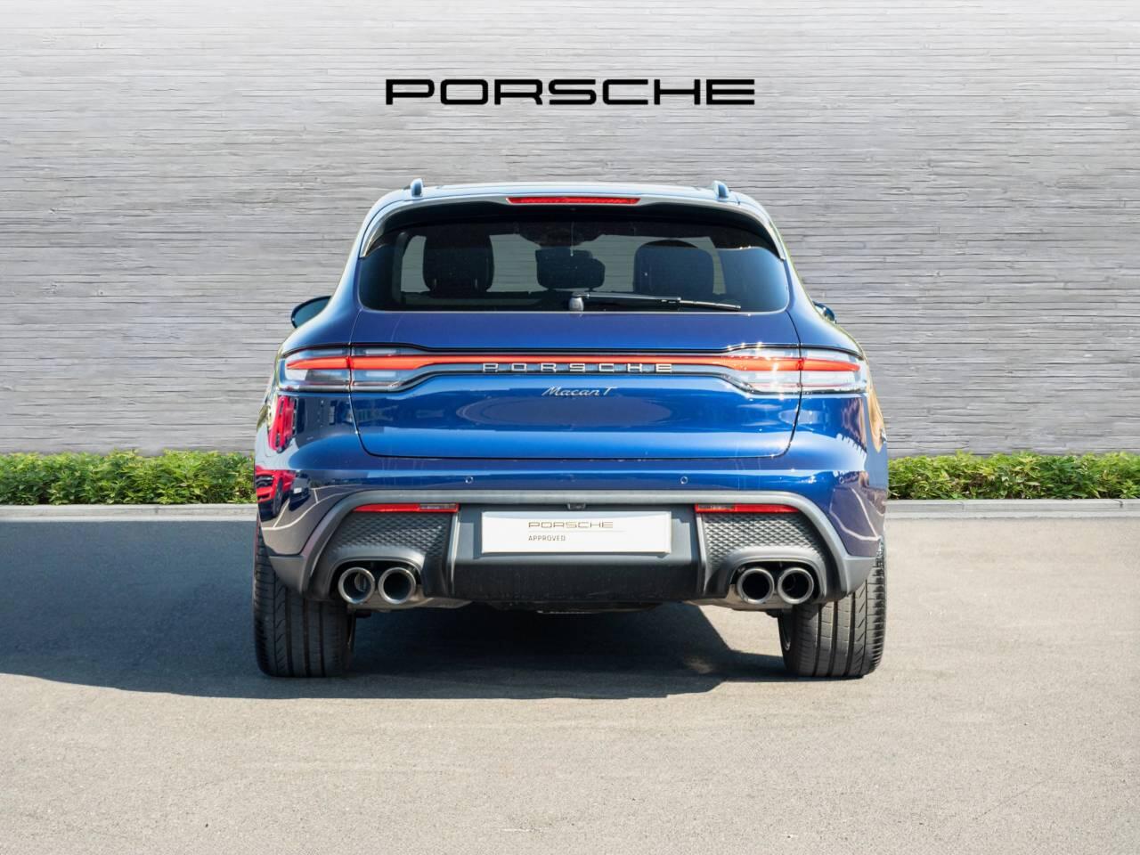 Porsche Macan view 7