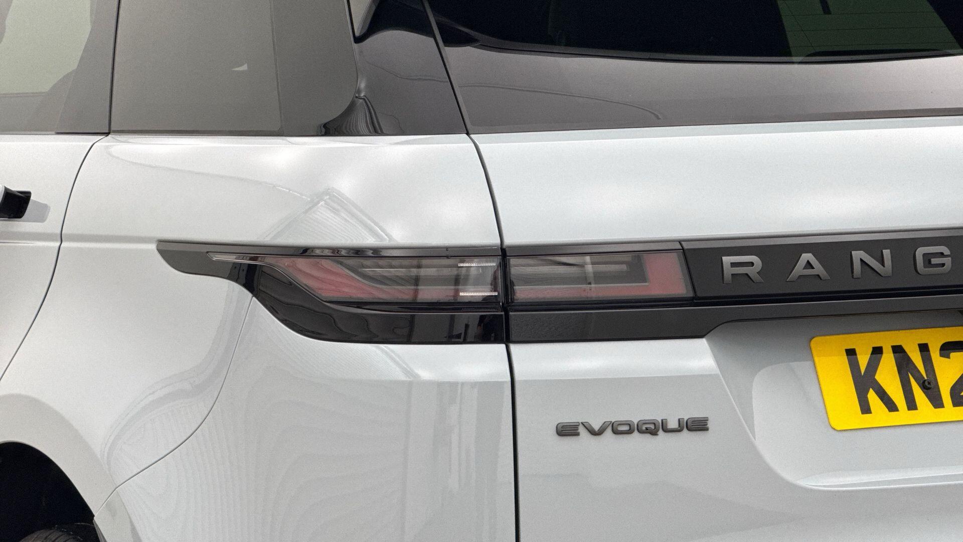 Land Rover Range Rover Evoque view 19