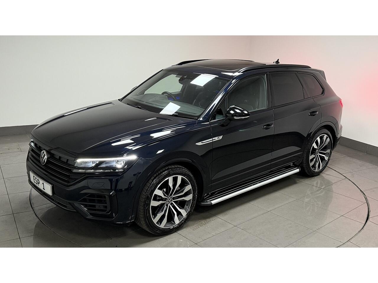 Volkswagen Touareg view 12