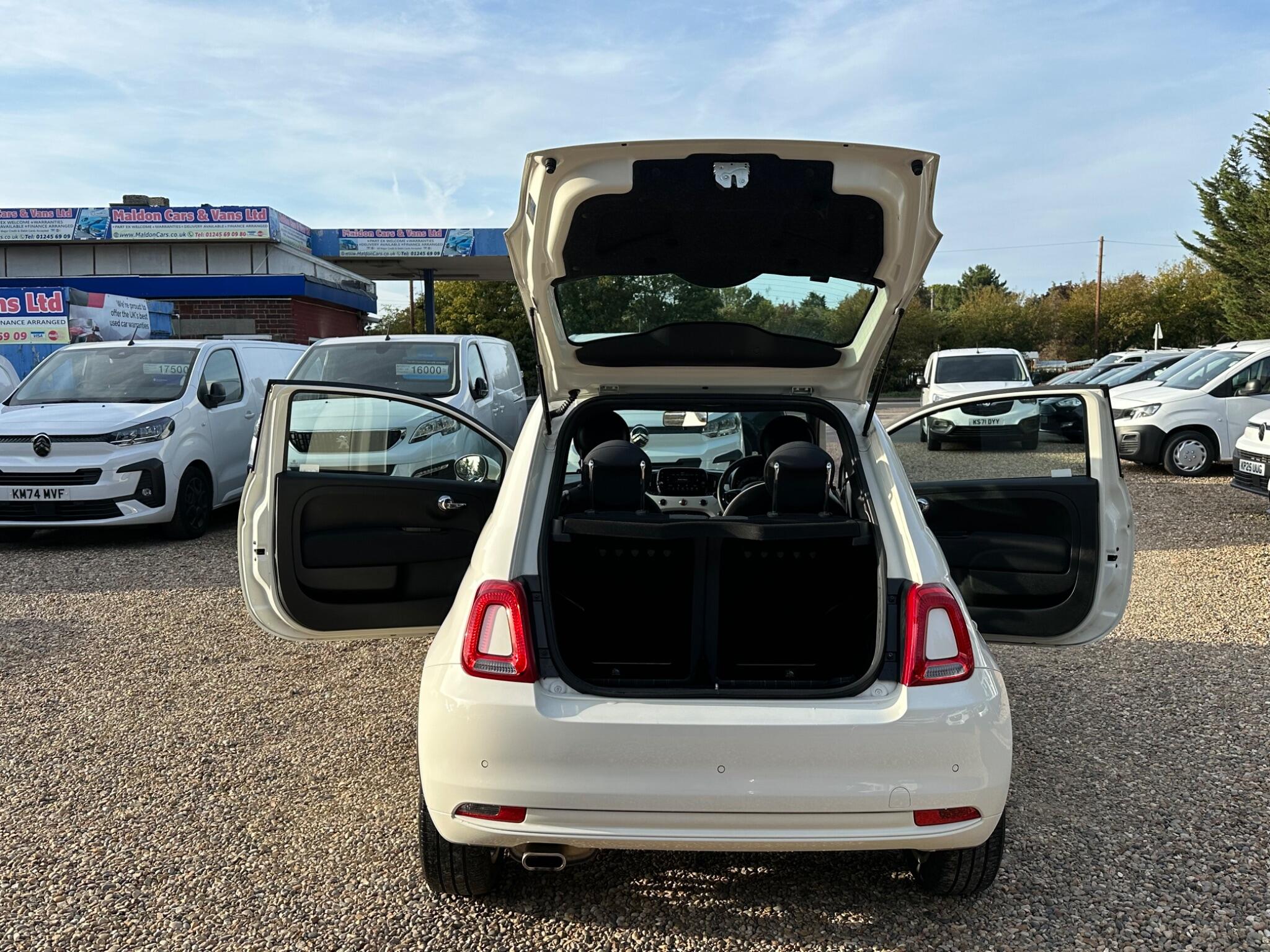 Fiat 500 view 22