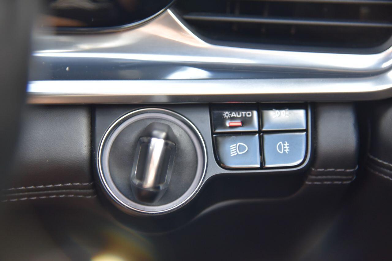 Porsche Panamera view 39