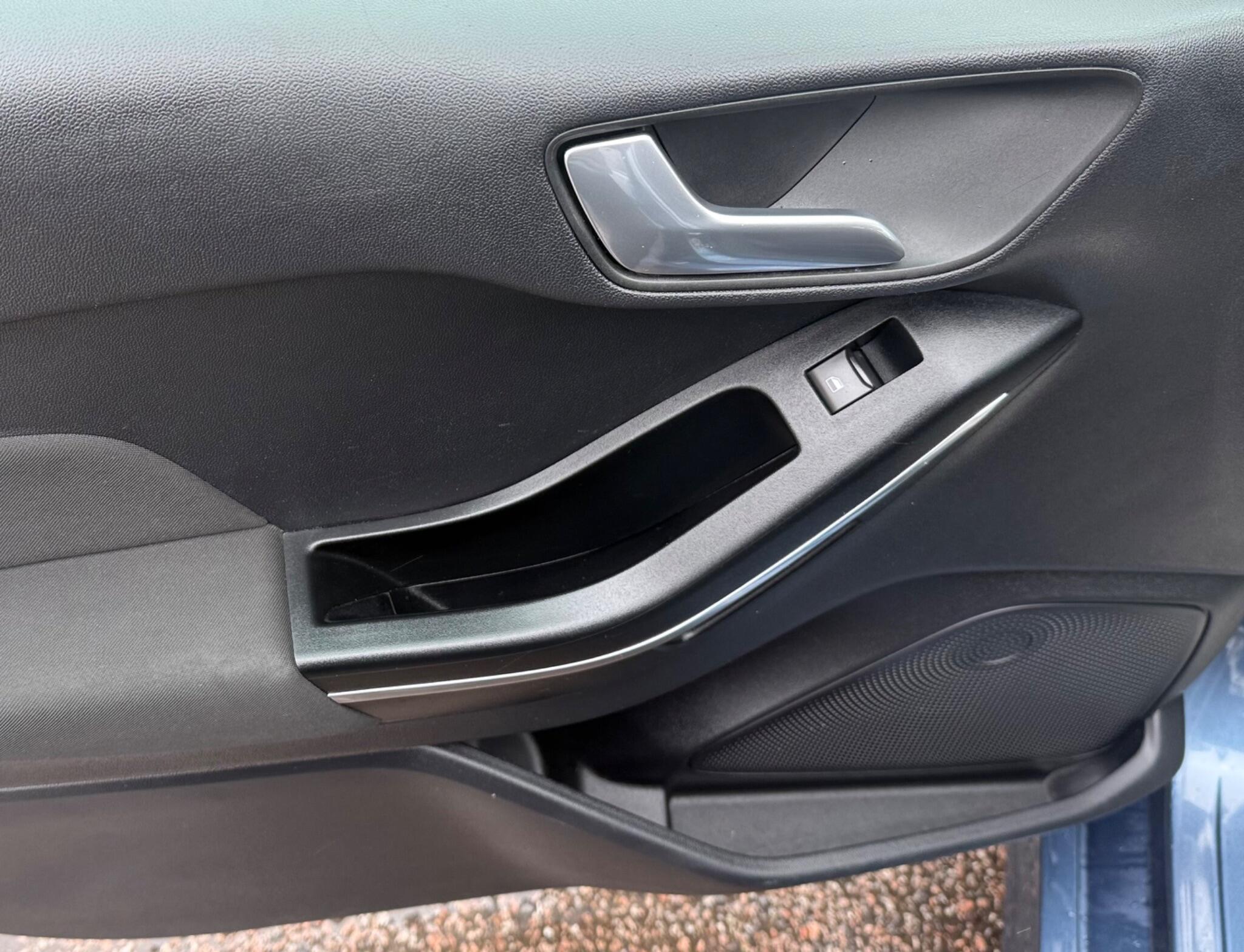 Ford Fiesta view 18