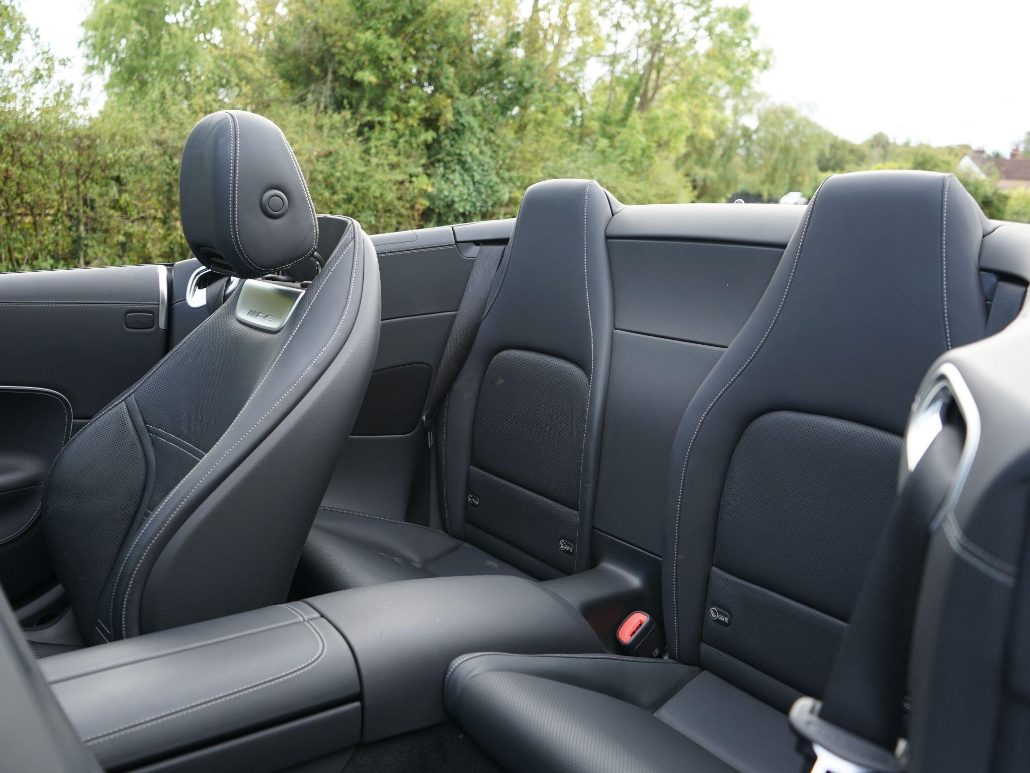Mercedes-Benz SL view 14